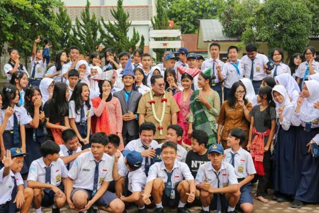 Wali Kota Wesly Pembina Upacara di SMPN 1 Pematangsiantar, Ajak Siswa Jauhi Hal Negatif