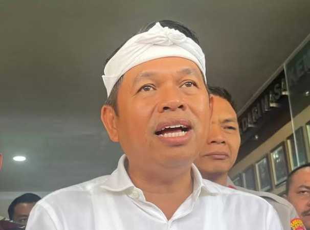 Dedi Mulyadi Tegas, Siswa Sekolah Swasta Gratis di Jawa Barat Terancam Dicabut Subsidi Jika Terlibat Tawuran