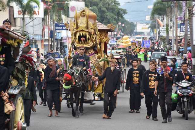 KIRAB PANJI SUMEDANG LARANG