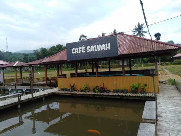 Warga Minta Aparat Hukum Periksa Kepala Desa Nyalinding 