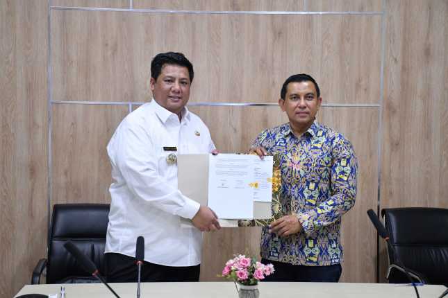 Terima Hibah Aset 22,8 Miliar dari Kementerian PU, Bupati Samosir Perkuat Fondasi Pariwisata dan Lingkungan Berkelanjutan