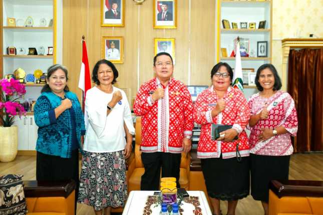 Wali Kota Wesly Sambut Audiensi DPC PWKI Pematangsiantar 