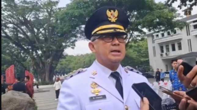 Farhan Tegaskan Komitmen Perkuat Pengawasan Program Makan Bergizi Gratis di Kota Bandung